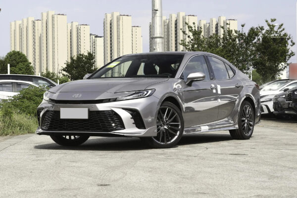 Hot Sale 2025 China 2.0L 4-doors 5-seats Luxury toyota Gasoline Sedan autos used toyota camry 2023 2024 hybrid new car for sale - Image 2