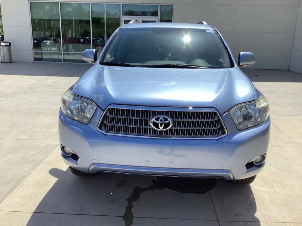 Used 2008 Toyota Highlander Hybrid Limited 4WD - Image 2