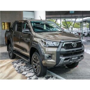 BUY 2020 Toyota Hilux Rogue SECOND HAND CARS 2012 2024 2016 2018 2020 PRADO USED CARS FOR SALE