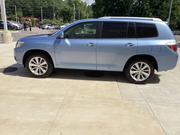 Used 2008 Toyota Highlander Hybrid Limited 4WD - Image 4