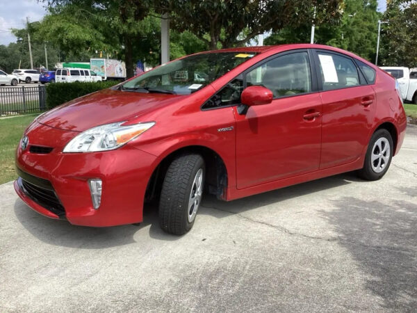 Used 2013 Toyota Prius LHD Low Mileage Automatic transmission - Image 4