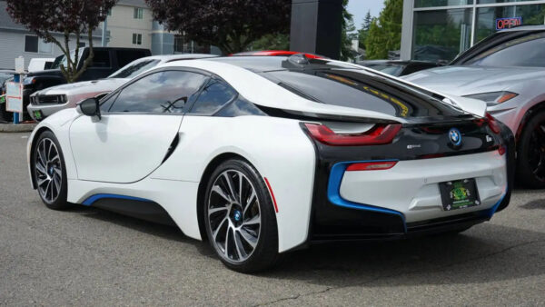 2015 BMW i8 Coupe for sale - Image 4