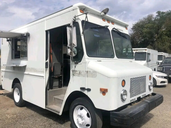 Mobile Food Truck Trailer Street Mobile Food Cart Outdoor Kitchen Fast Food Truck With Cooking Equipment For Sale to UK USA OMAN - Image 5