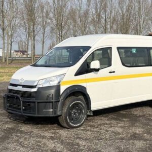 USED TOYOTA HIACE 2021